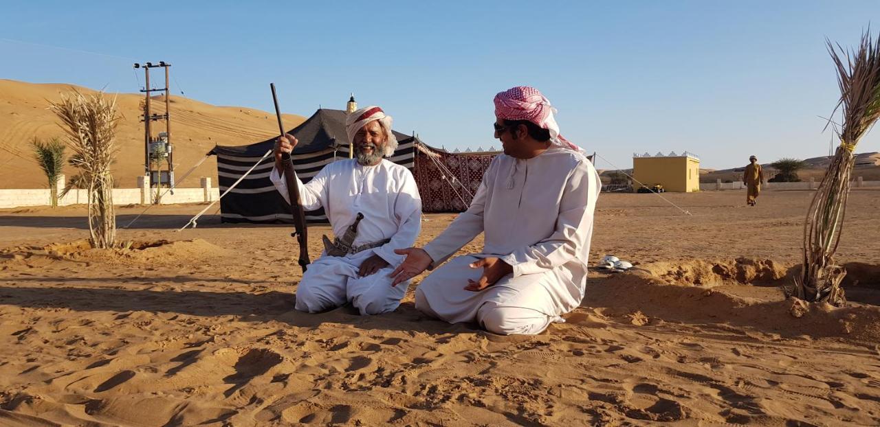 Al Hawiyah Camp Hotel Buitenkant foto