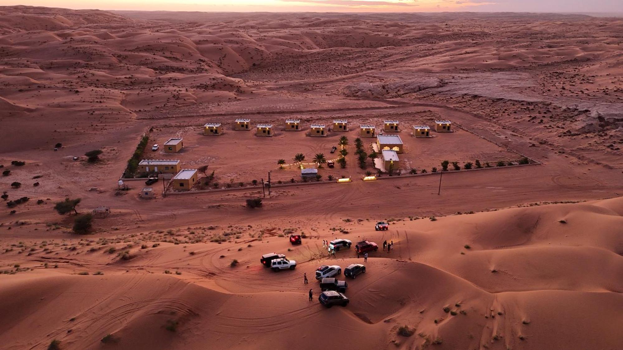 Al Hawiyah Camp Hotel Buitenkant foto
