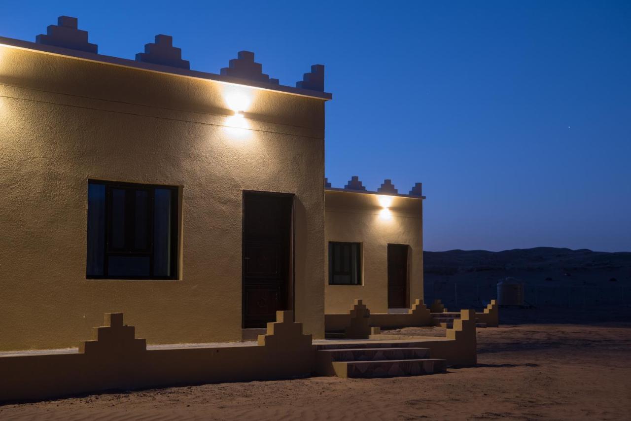 Al Hawiyah Camp Hotel Buitenkant foto