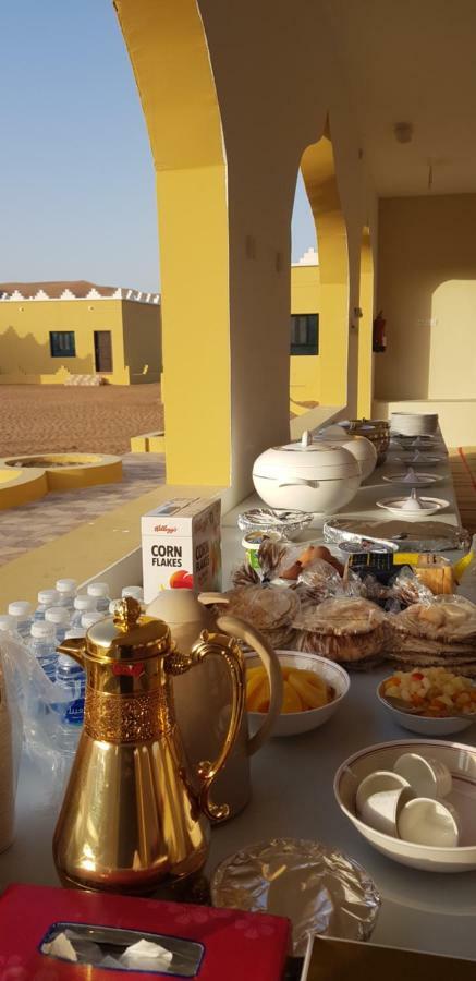 Al Hawiyah Camp Hotel Buitenkant foto